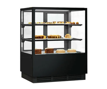 Brød og kake og pralinedisk