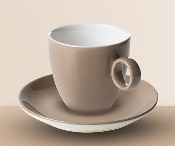 Kaffe og fat brun