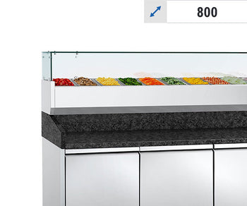 Med kjølt vitrineskap - glass