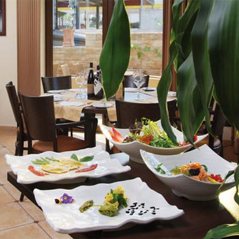 GLOBAL_BUFFET_room_1