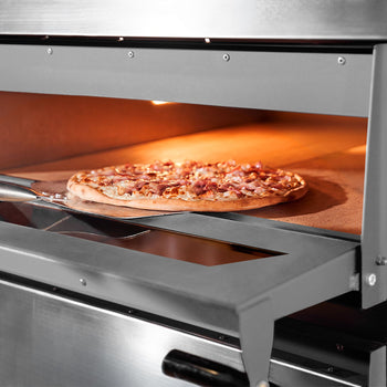 Pizzaofen_in_use_1