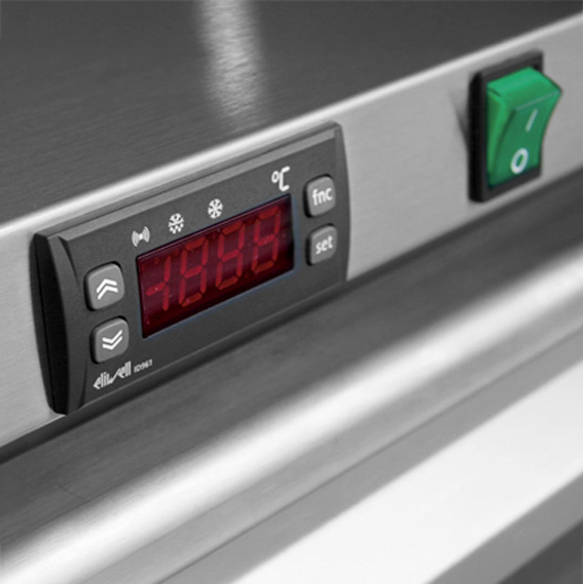 UTT110G_detail_display.jpg