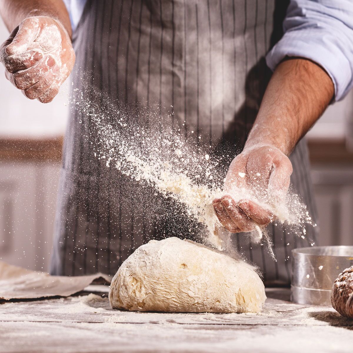 detail_dough-making_1.jpg