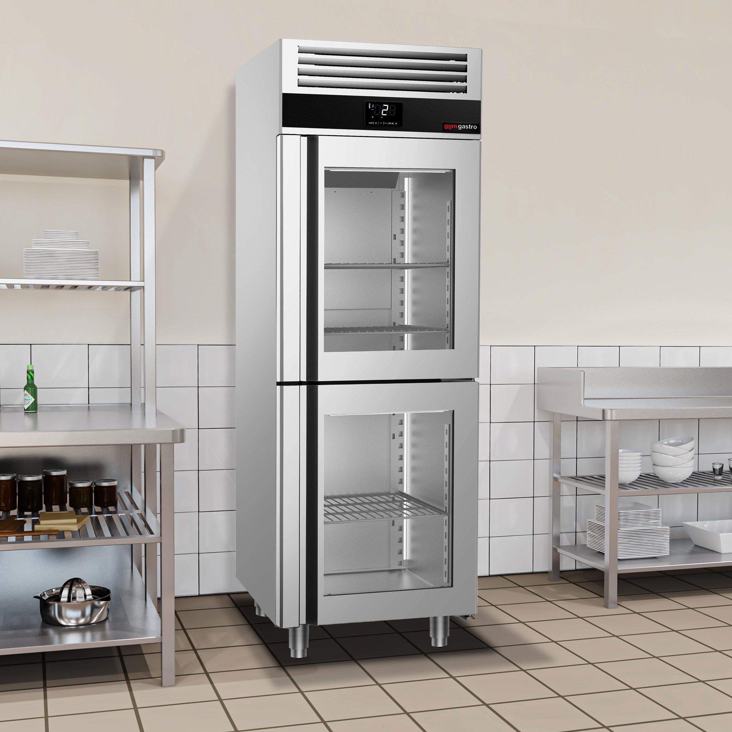 Kjøleskap - 0,7 x 0,81 m - med 2 halvglassdører