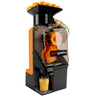 Automatisk appelsinpresse - 550 W - med automatisk fruktmating, kapasitet 15 appelsiner/min & for Ø 60–80 mm, Push & Juice-knapp, digital styring - oransje